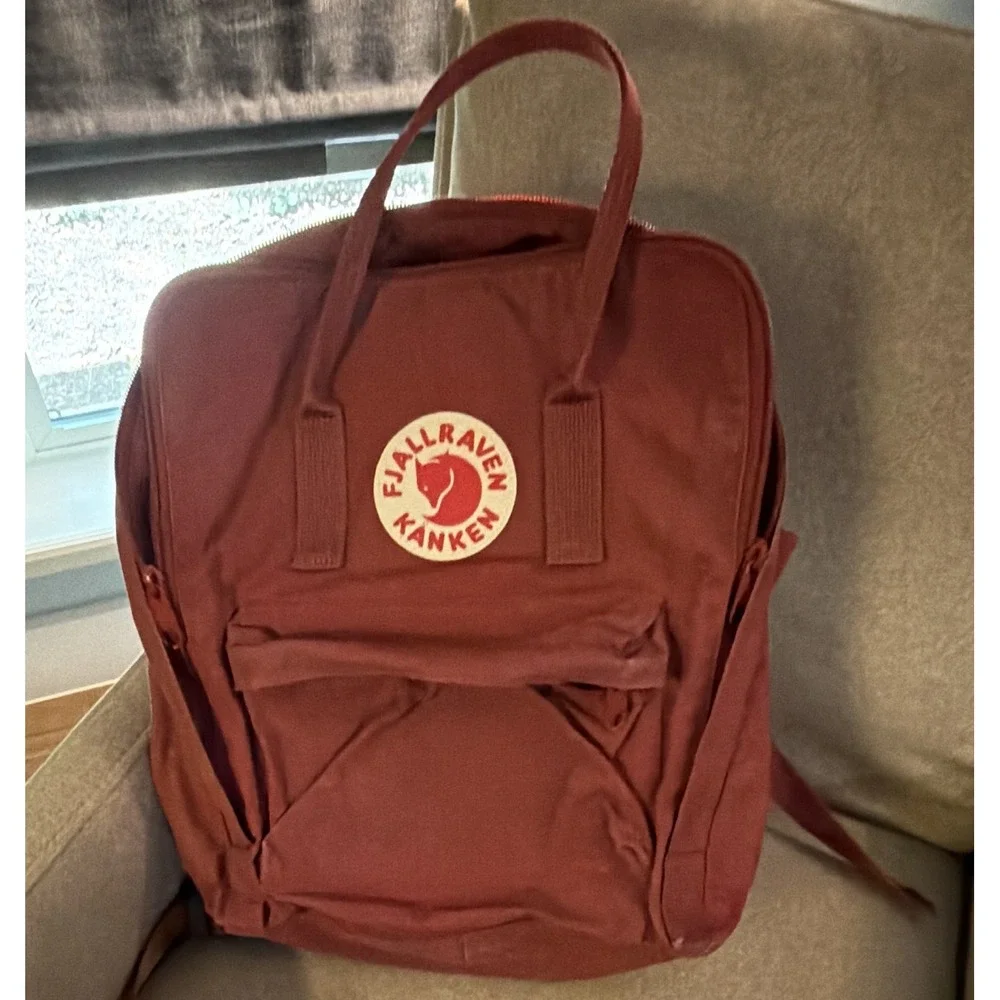 Fjällräven Kånken Red Zip Backpack Fits 13